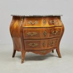 1382 4511 CHEST OF DRAWERS